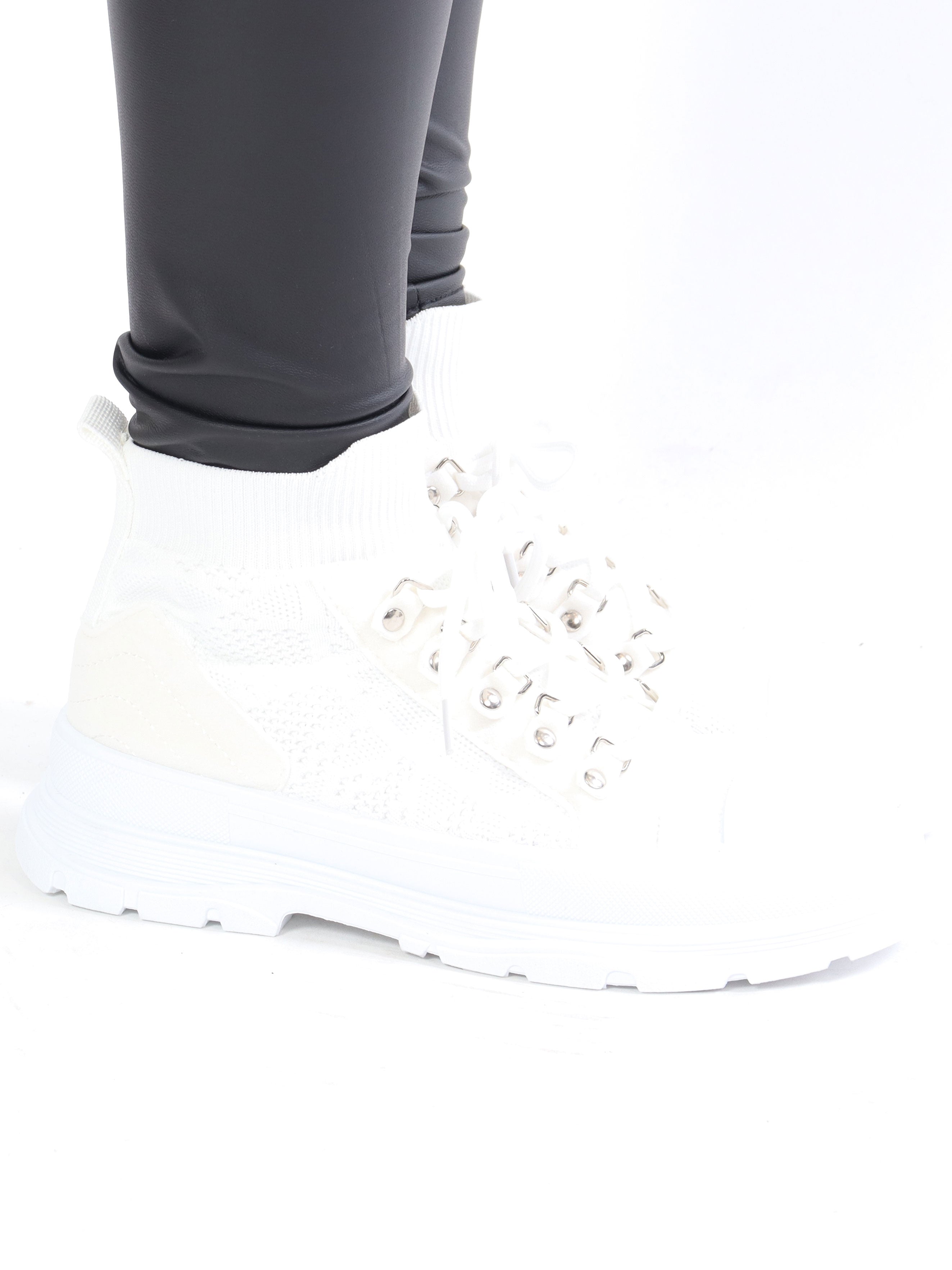 Liva - Sock sneakers med spetsdetaljer - Black